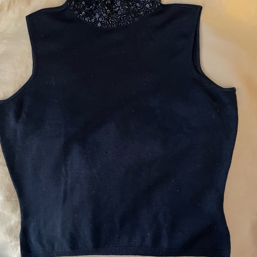 Laundry sleeveless knit sequined t neck top